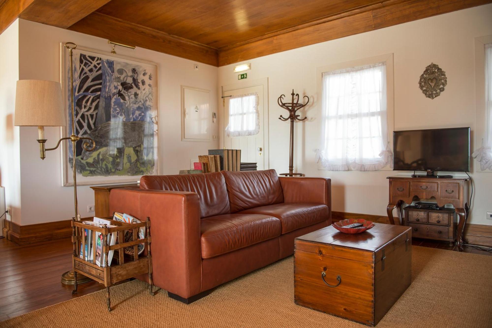 Casas Do Lupo Hotel เนลาช ภายนอก รูปภาพ