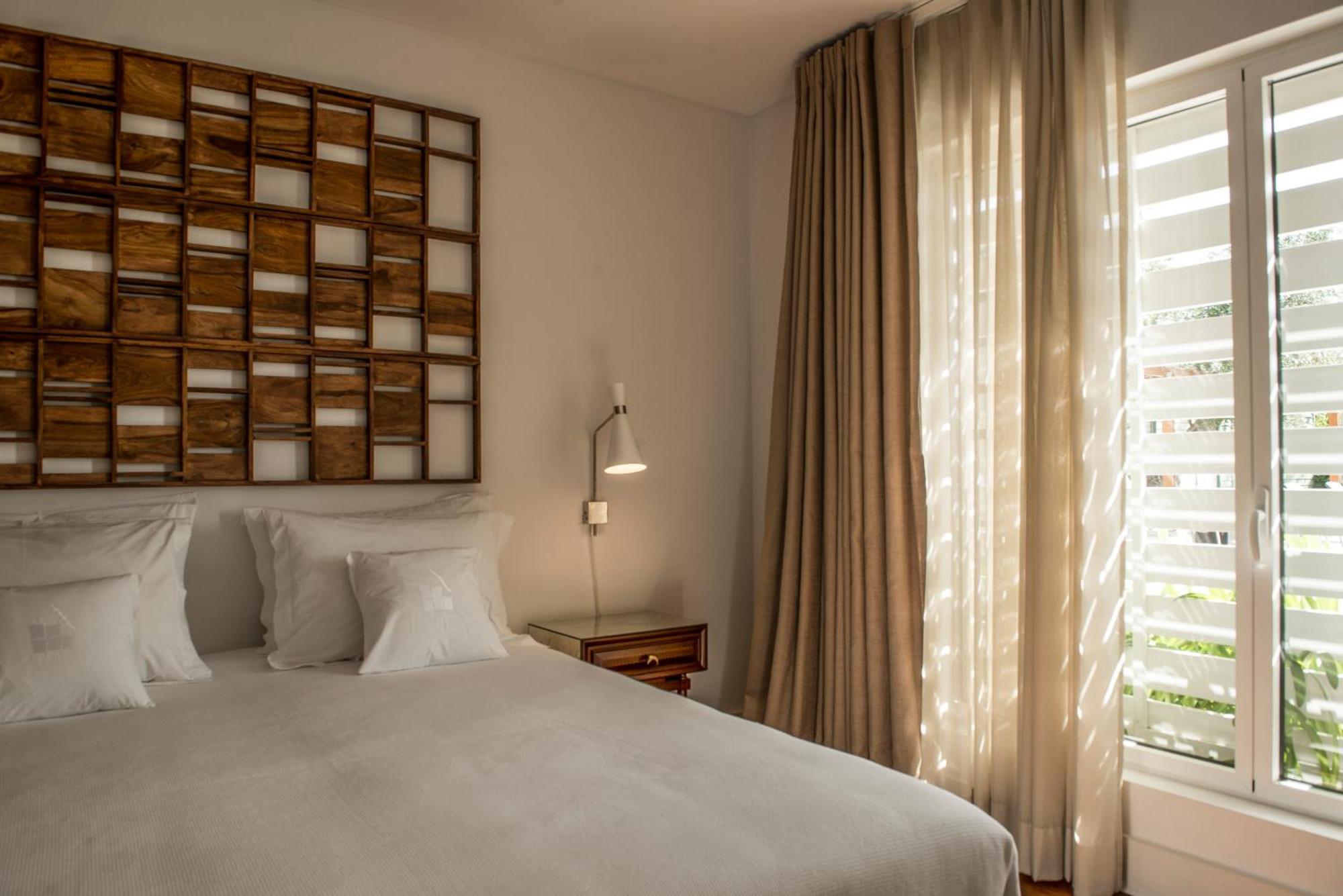 Casas Do Lupo Hotel เนลาช ภายนอก รูปภาพ
