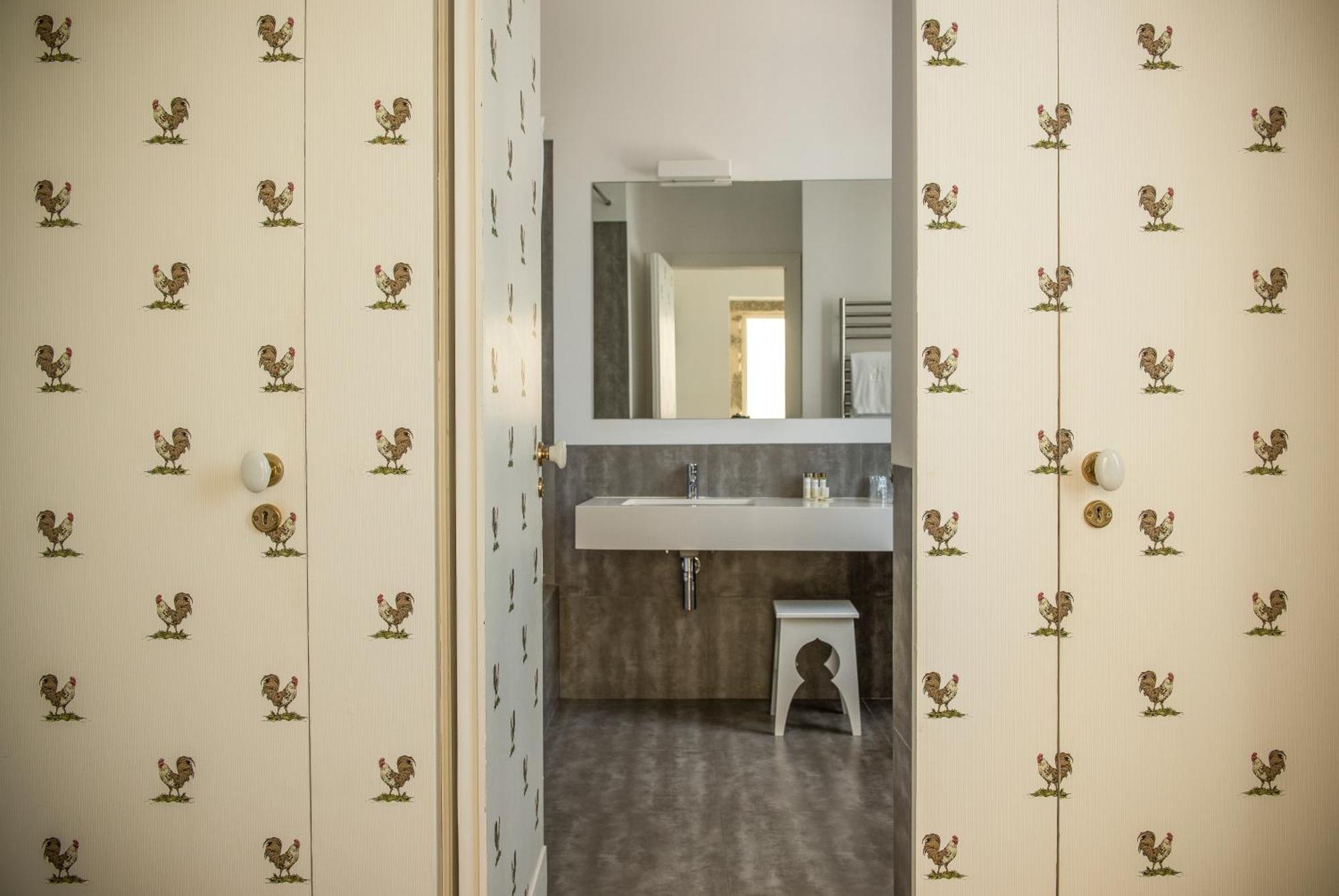 Casas Do Lupo Hotel เนลาช ภายนอก รูปภาพ